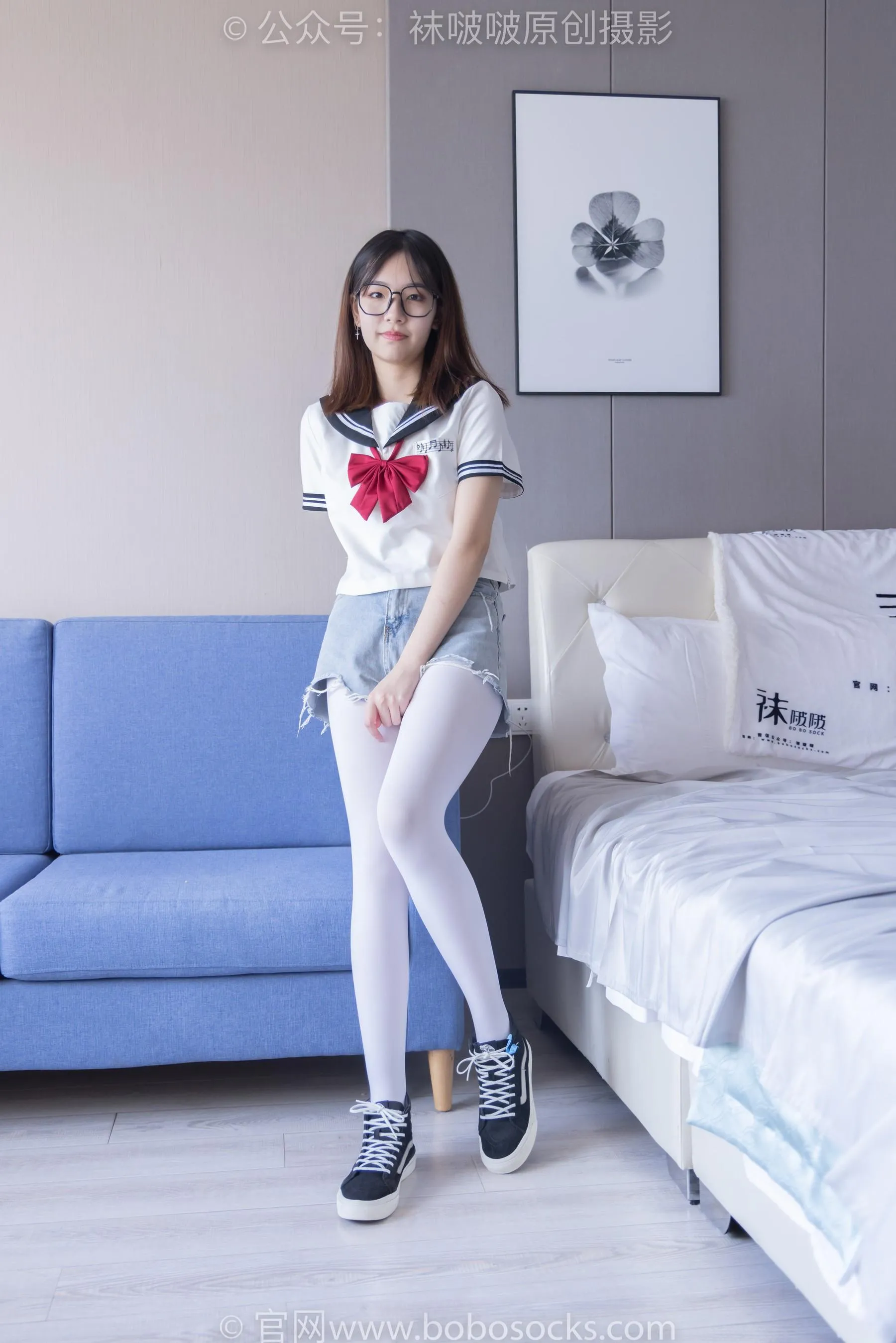 [BoBoSocks袜啵啵]NO.215 小甜豆-三双帆布鞋板鞋、厚白丝、黑丝 [90P]插图3